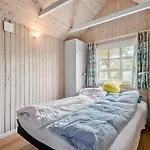 Holiday home With Sea View 08 *